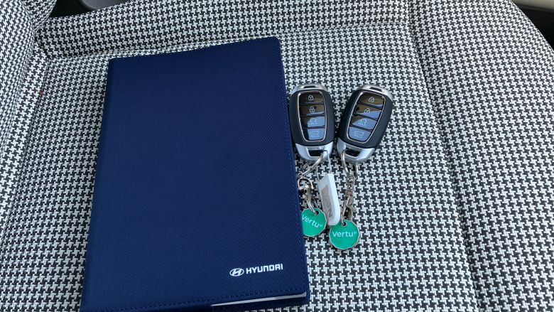 Hyundai INSTER 85kW 02 49kWh 5dr Auto Electric Hatchback